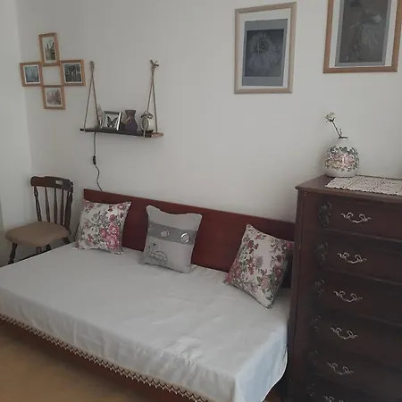 Retro House * Burgas