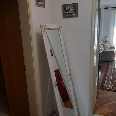 Retro House Apartment Burgas